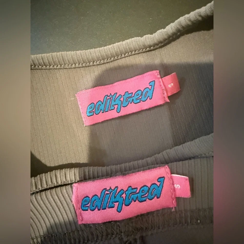 Edikted Zoella Ribbed Set - Picture 6 of 9